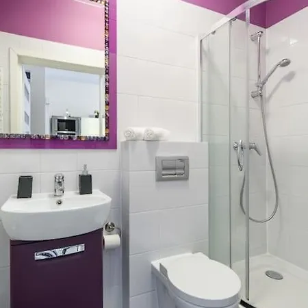 Apartment Modern In Location *